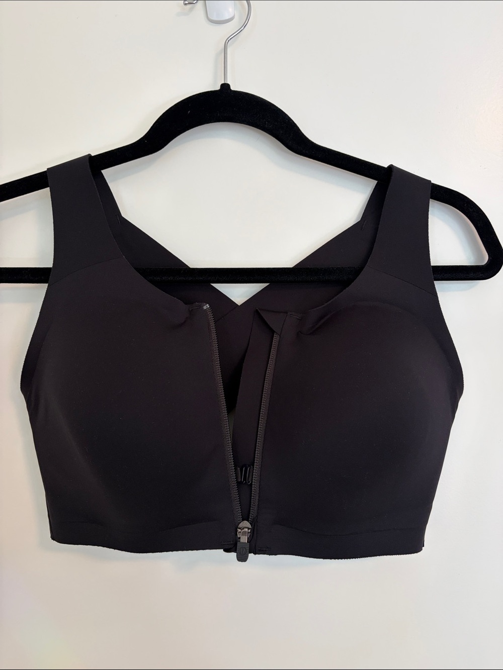 Lululemon Supportive Front-Zip Sports Bra - Black